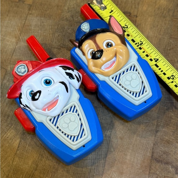Paw Patrol Red and Blue Walkie Talkies - Picture 10 of 10